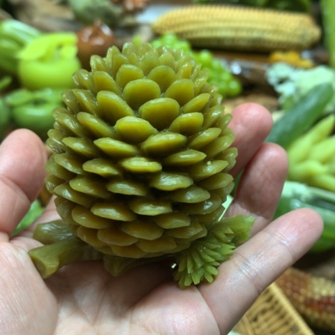 蛇纹石玉摆件未镶嵌轻**王