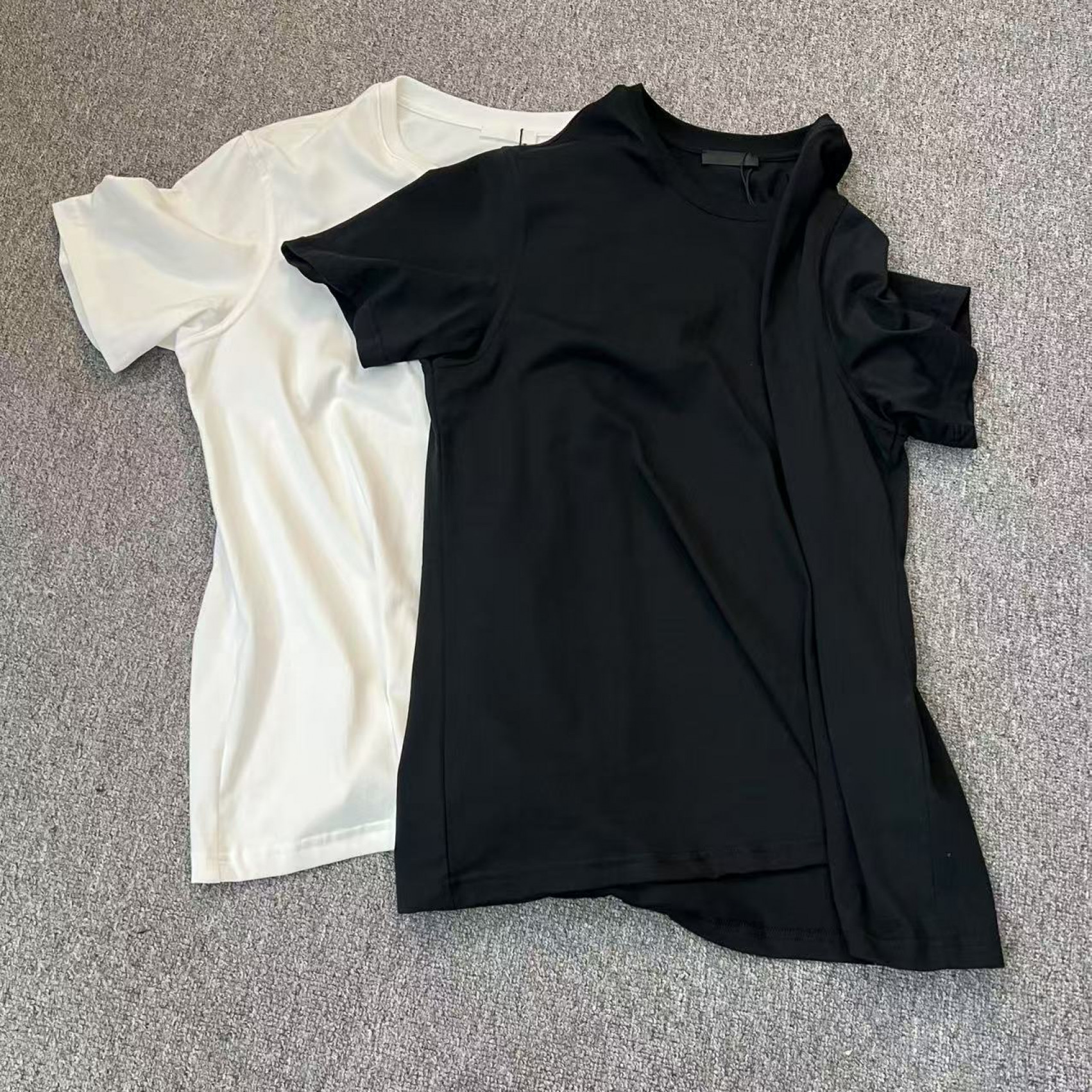 刺绣男士圆领t恤