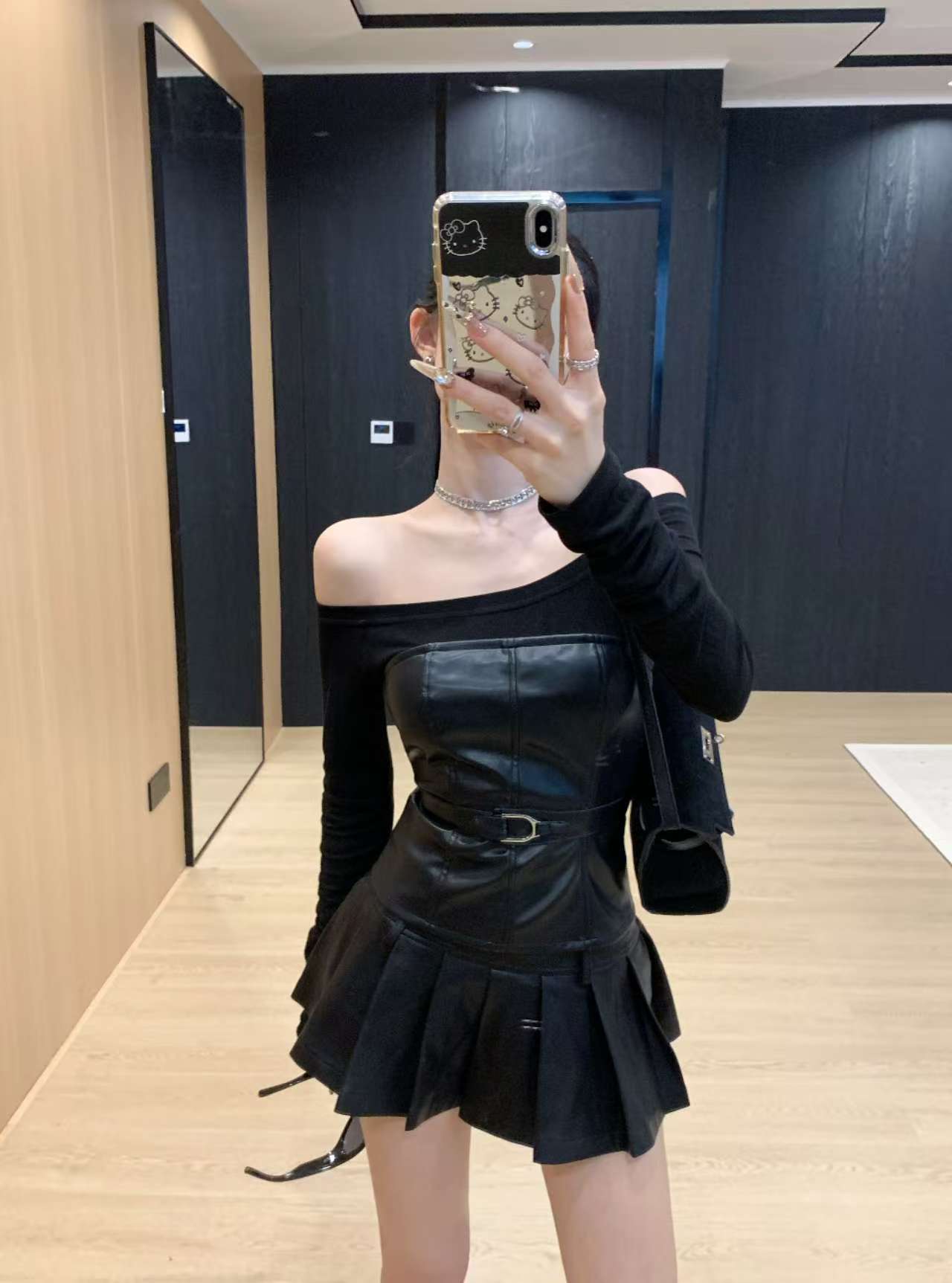 Cz纯子美式复古辣妹sexy皮衣抹胸穿搭掐腰修身收腰显瘦