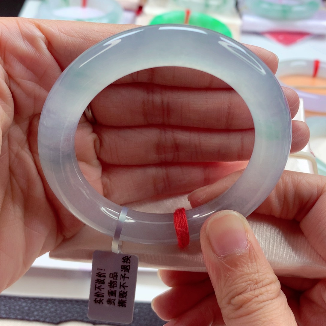 翡翠手镯（圆镯）未镶嵌婷***y蓝钢毕业A