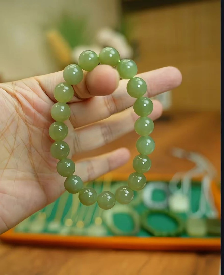 和田玉卡10mm手串