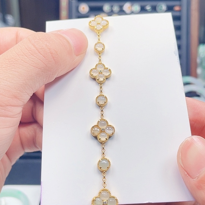 翡翠手链未镶嵌翡翠手链