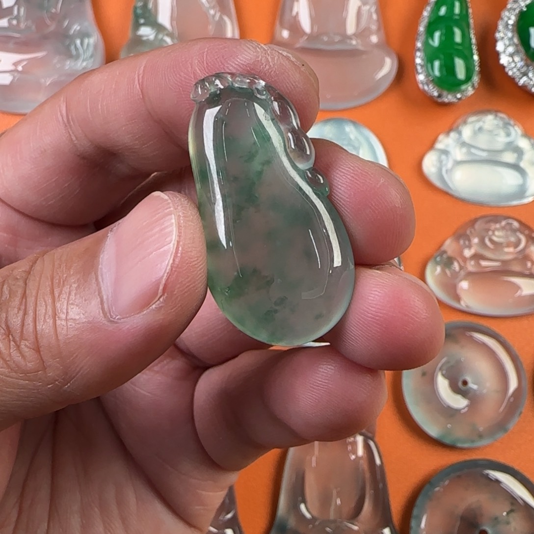 定制翡翠未镶嵌天然