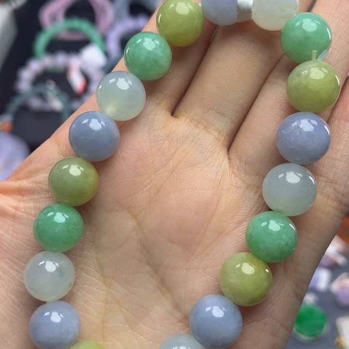 翡翠手链未镶嵌翡翠