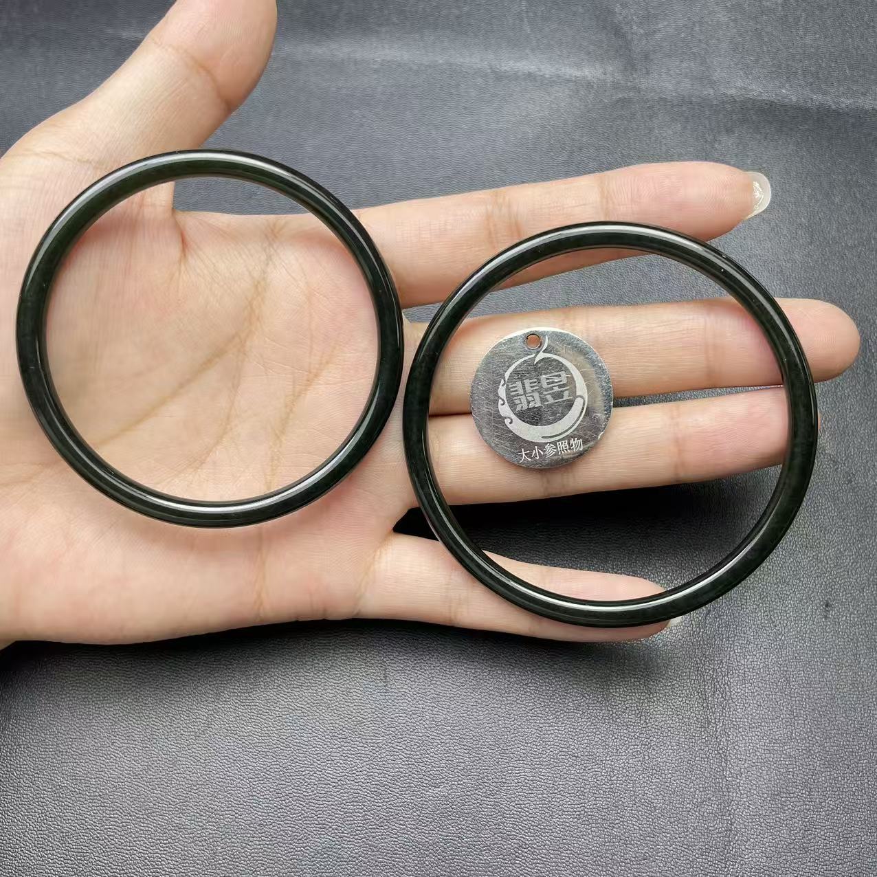 翡昱-SH20-66139-和田玉手镯-多样性发其一