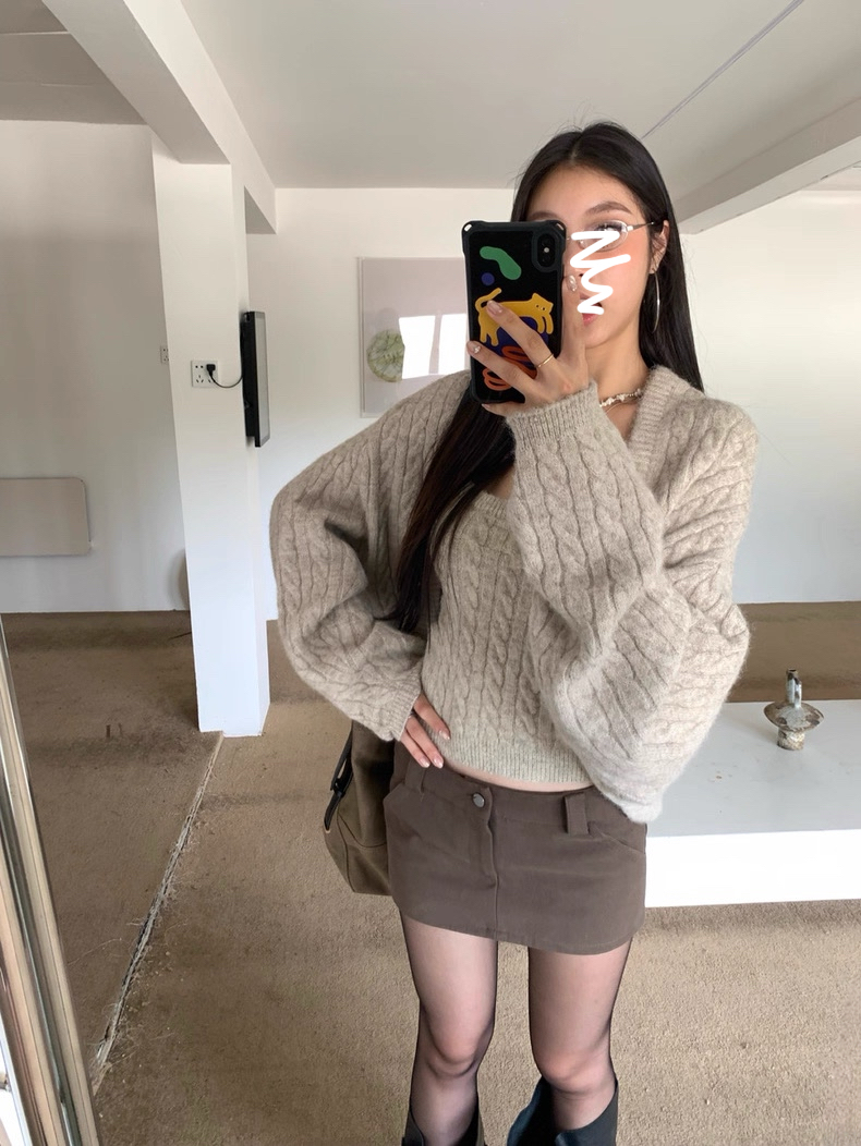 慵懒风时尚套装秋冬宽松气质复古短款辣妹长袖温柔