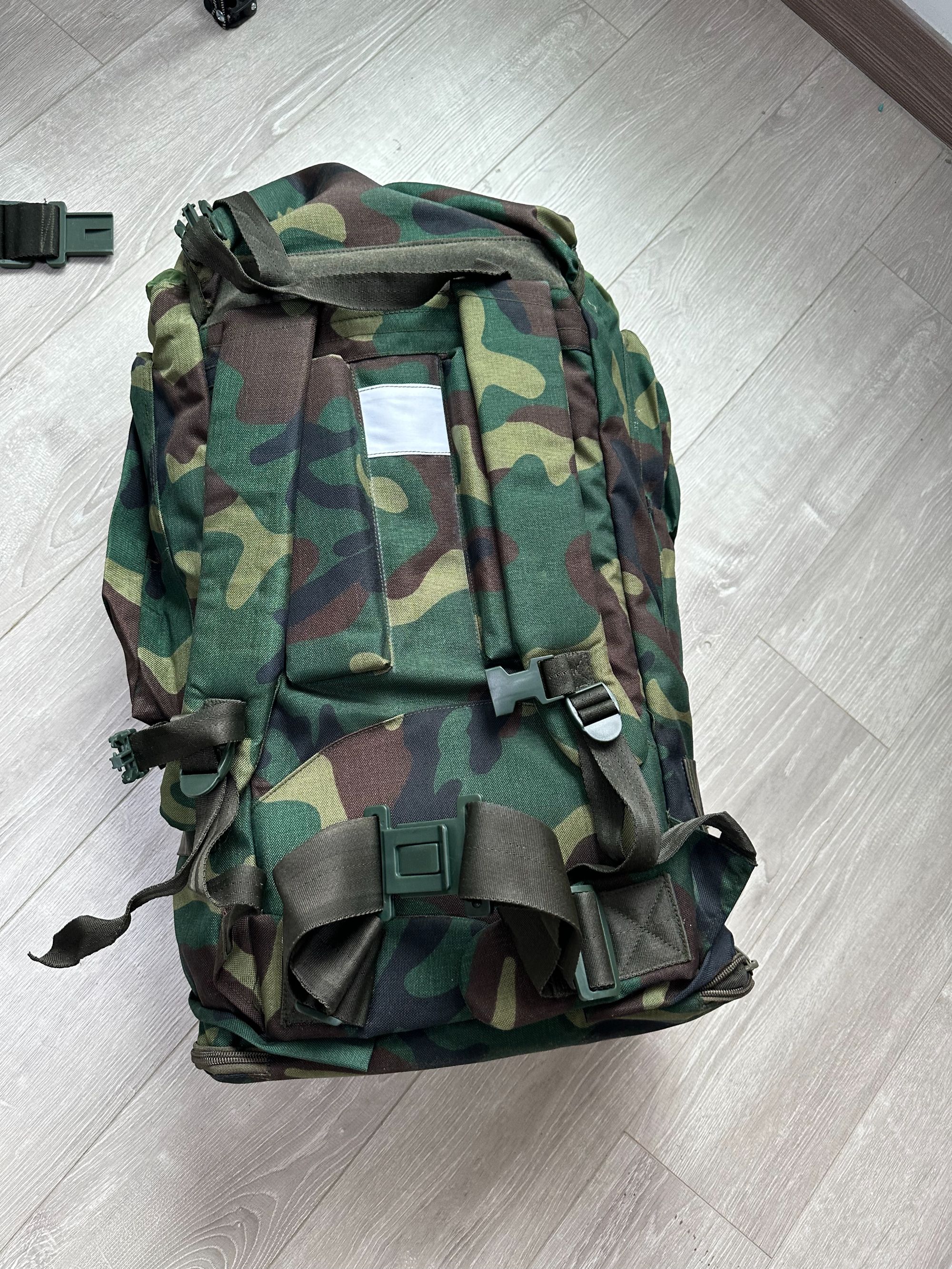 寒区绿花双肩钢架包 高88宽40厚25