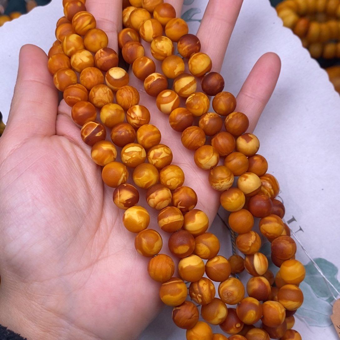 蜜蜡裸石未镶嵌蜜蜡