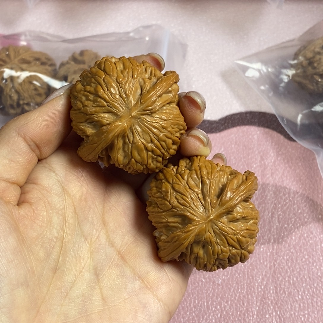 鱼***鹿文玩核桃吊坠44磨盘260