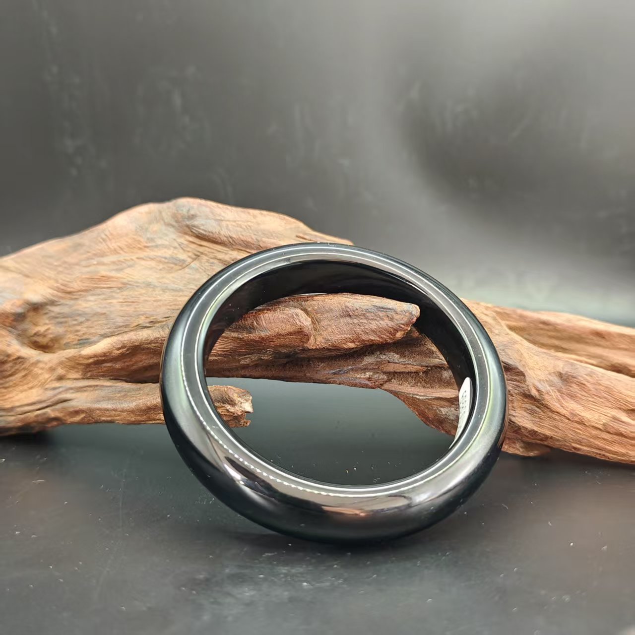 Z和田玉墨玉手镯卡57（0869）