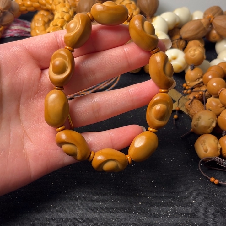 手串橄榄核聚宝盆