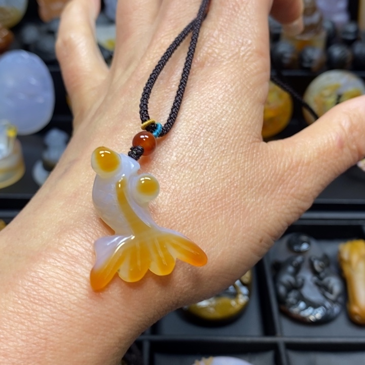 玛瑙/玉髓未镶嵌吊坠(不含链)