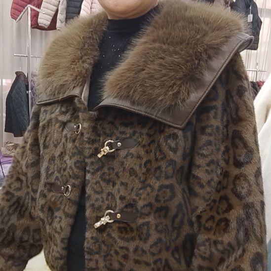 外套穿着舒服透气性好