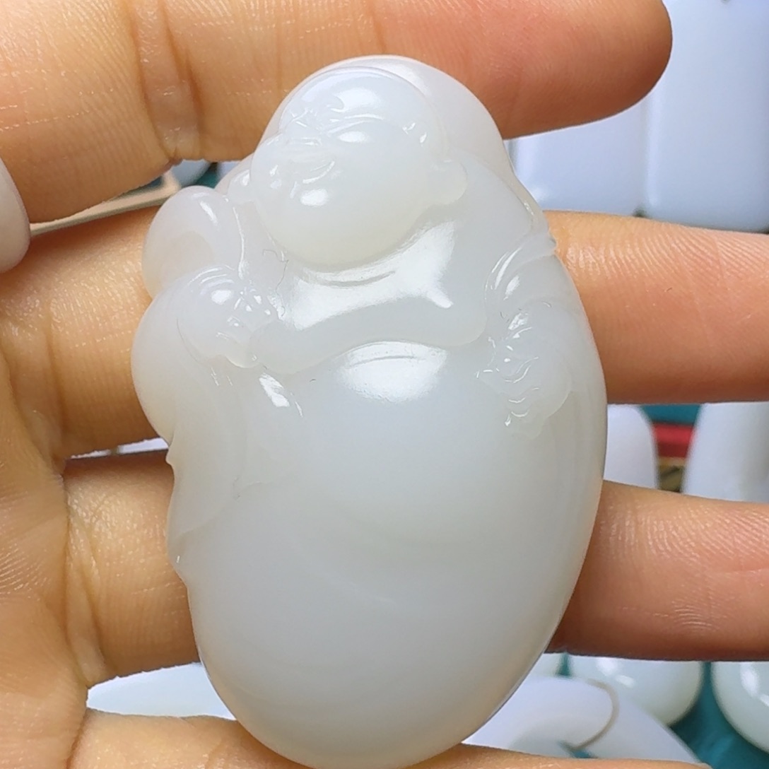 和田玉颈饰未镶嵌