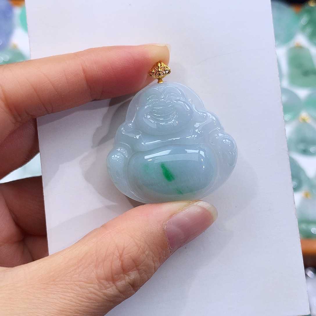 翡翠18K金镶嵌颈饰翡翠吊坠