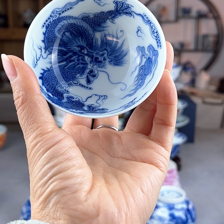 冷*冷福利龙文杯一个