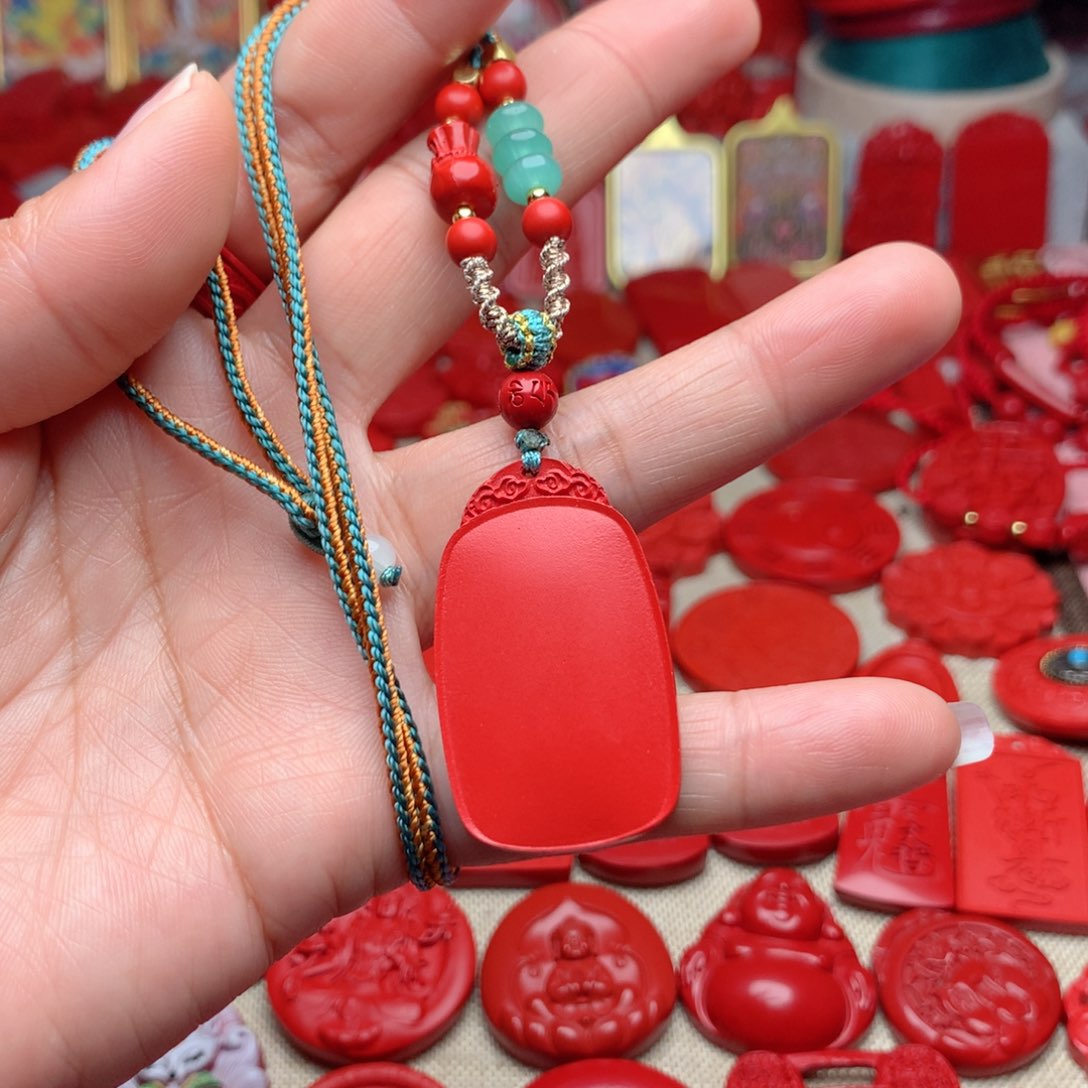 天然辰砂工艺品朱砂吊坠