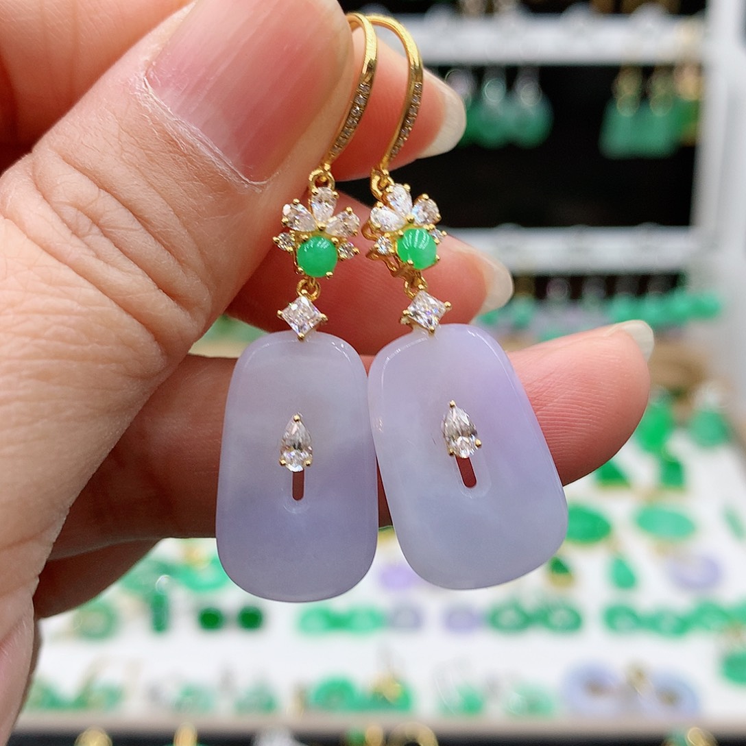 翡翠耳饰18K金镶嵌小*菊