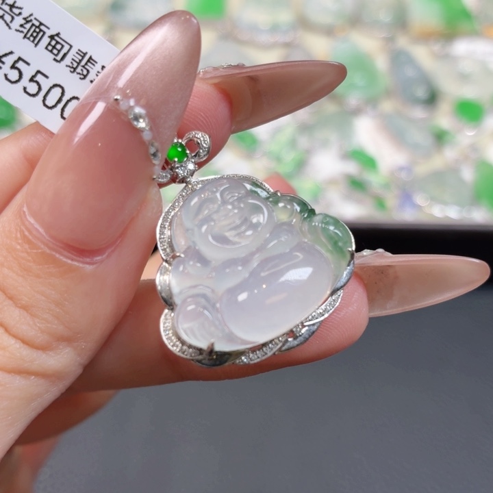 颈饰18K金镶嵌翡翠