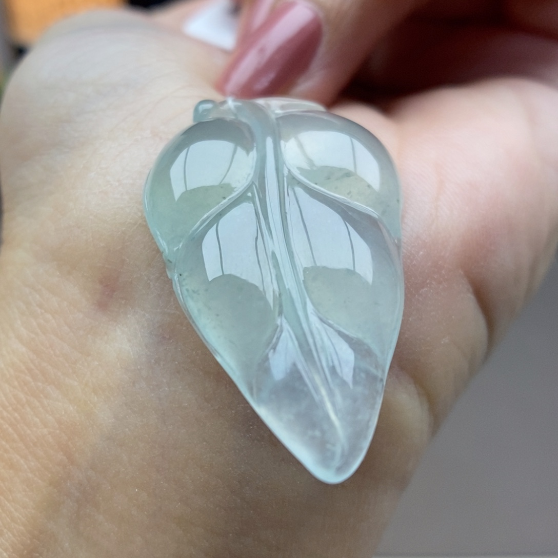 翡翠未镶嵌颈饰吊坠25