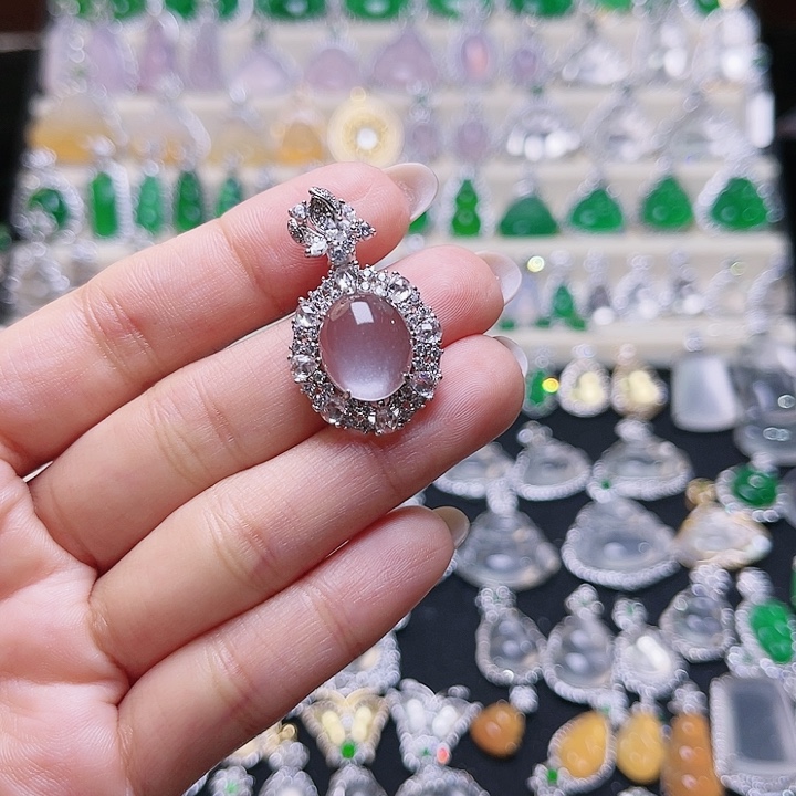 石英质玉颈饰银S925镶嵌