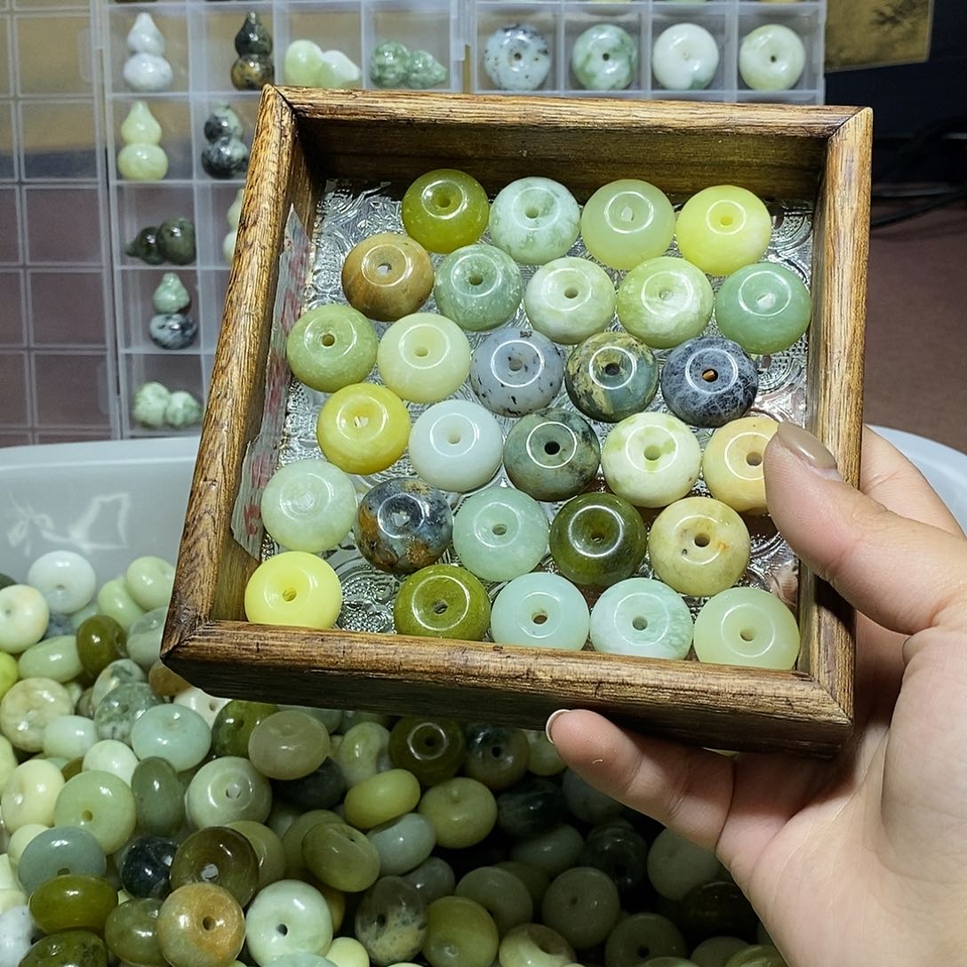 合金蛇纹石玉车挂1