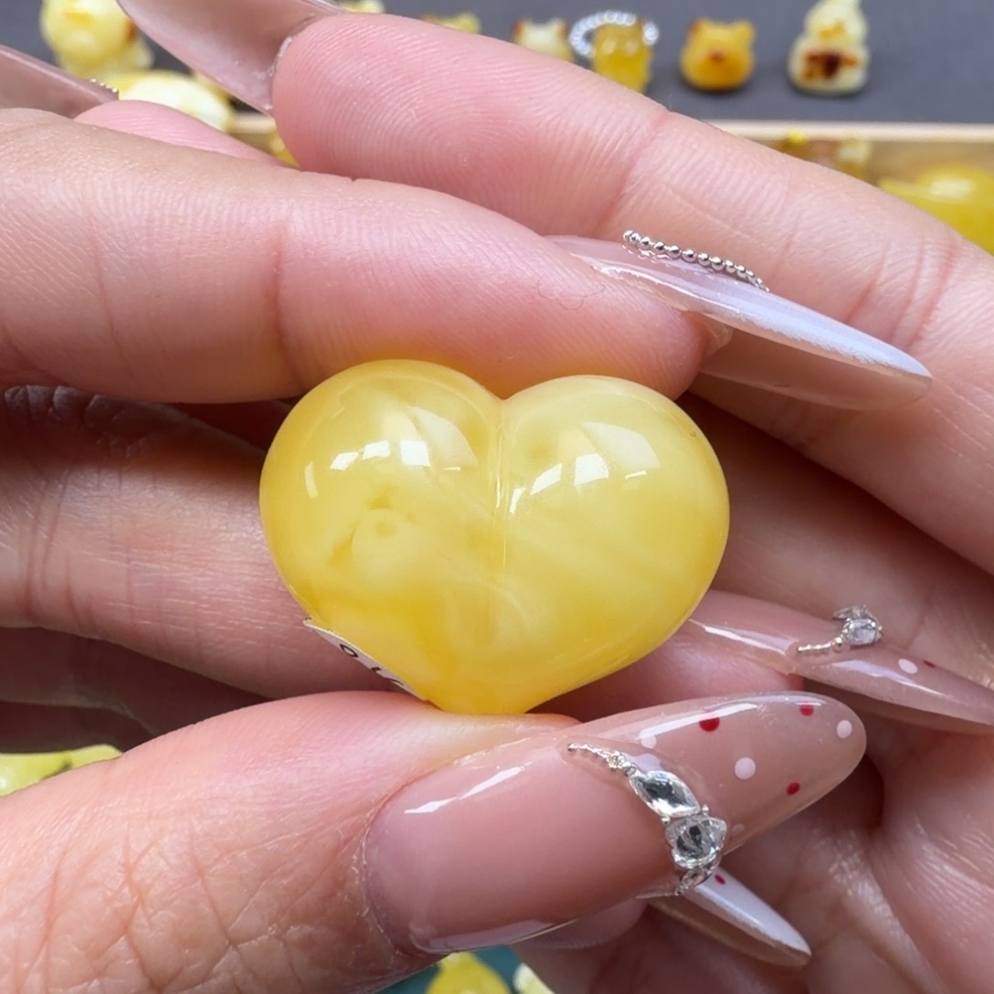 琥珀未镶嵌裸石蜜蜡