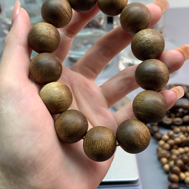 手串沉香1.8单圈绿棋