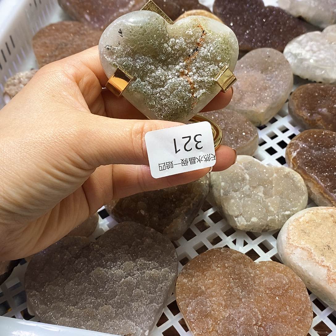 水晶大型摆件（非配饰）未镶嵌