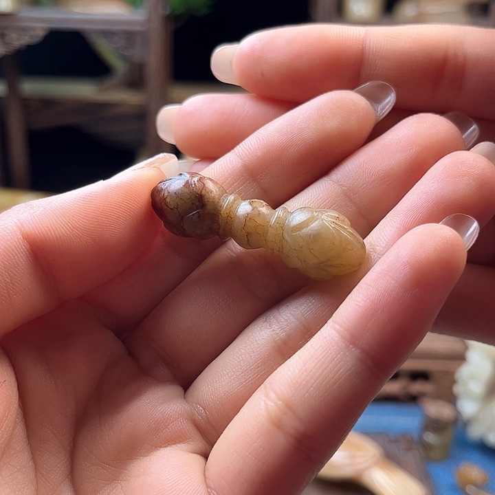 和田玉挂件未镶嵌璞*