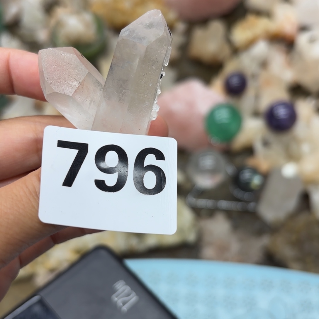 未镶嵌水晶大型摆件（非配饰）