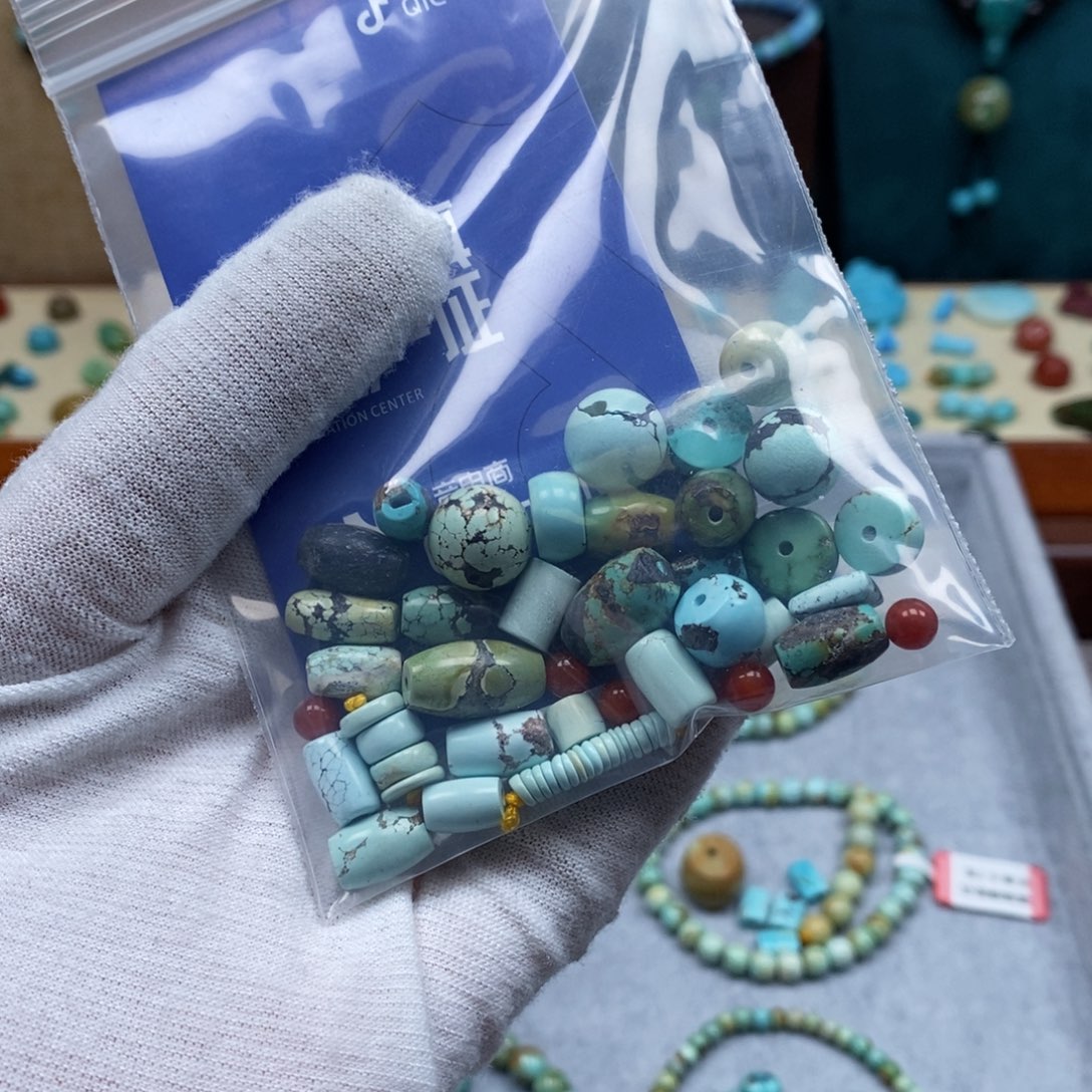 未镶嵌配饰南红玛瑙