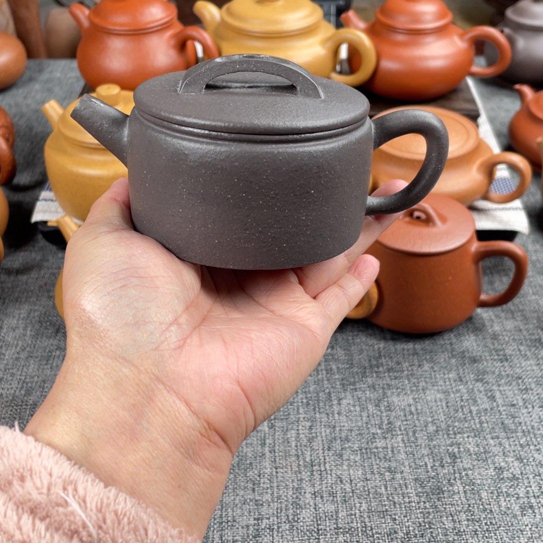 紫砂茶壶天青汉瓦半手24目180