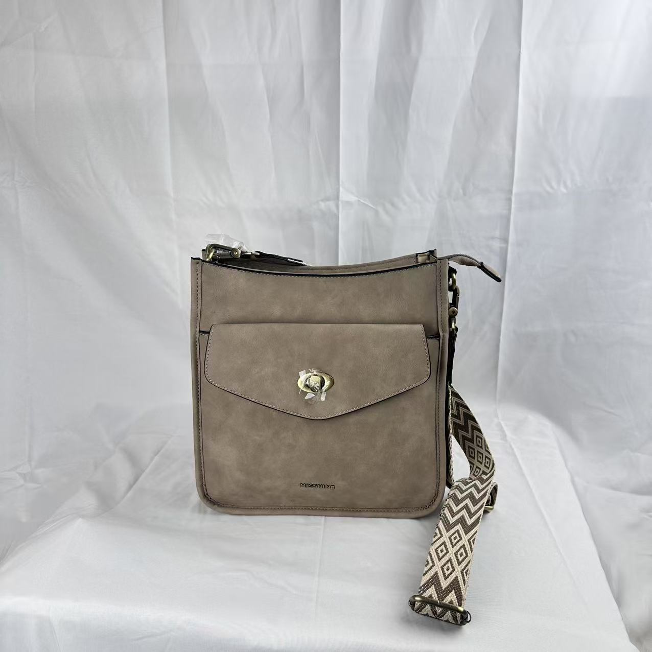 【漫渡】女士百搭潮流包包（M09款）