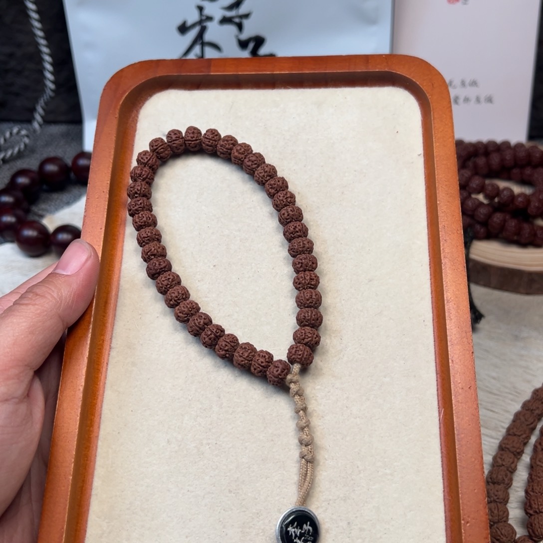 金刚菩提吊坠总****朕Yyyy树王11111