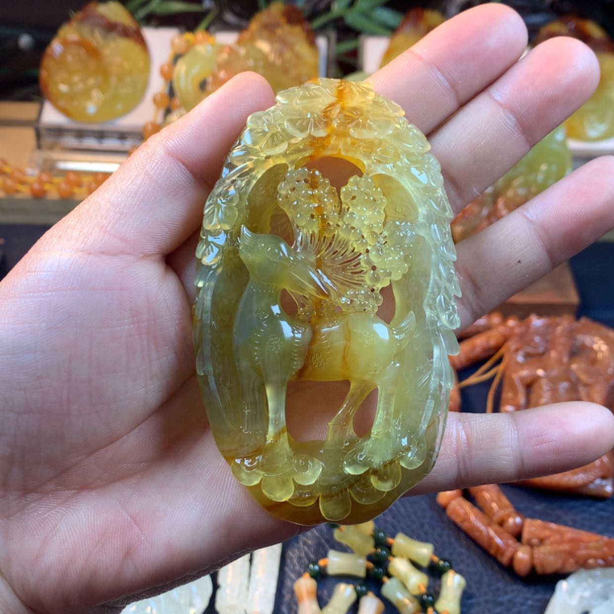 【闪购商品】蛇纹石玉颈饰未镶嵌*️****