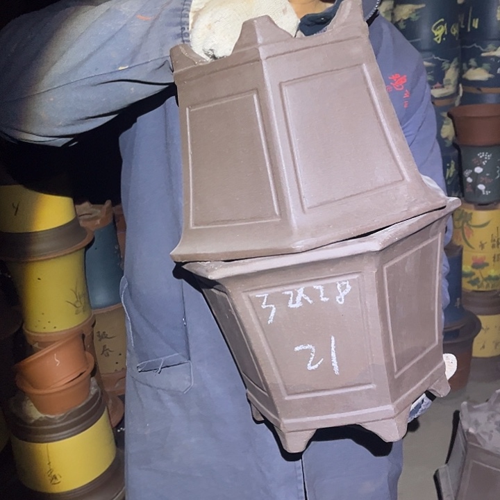 紫砂花盆紫砂花盆和一