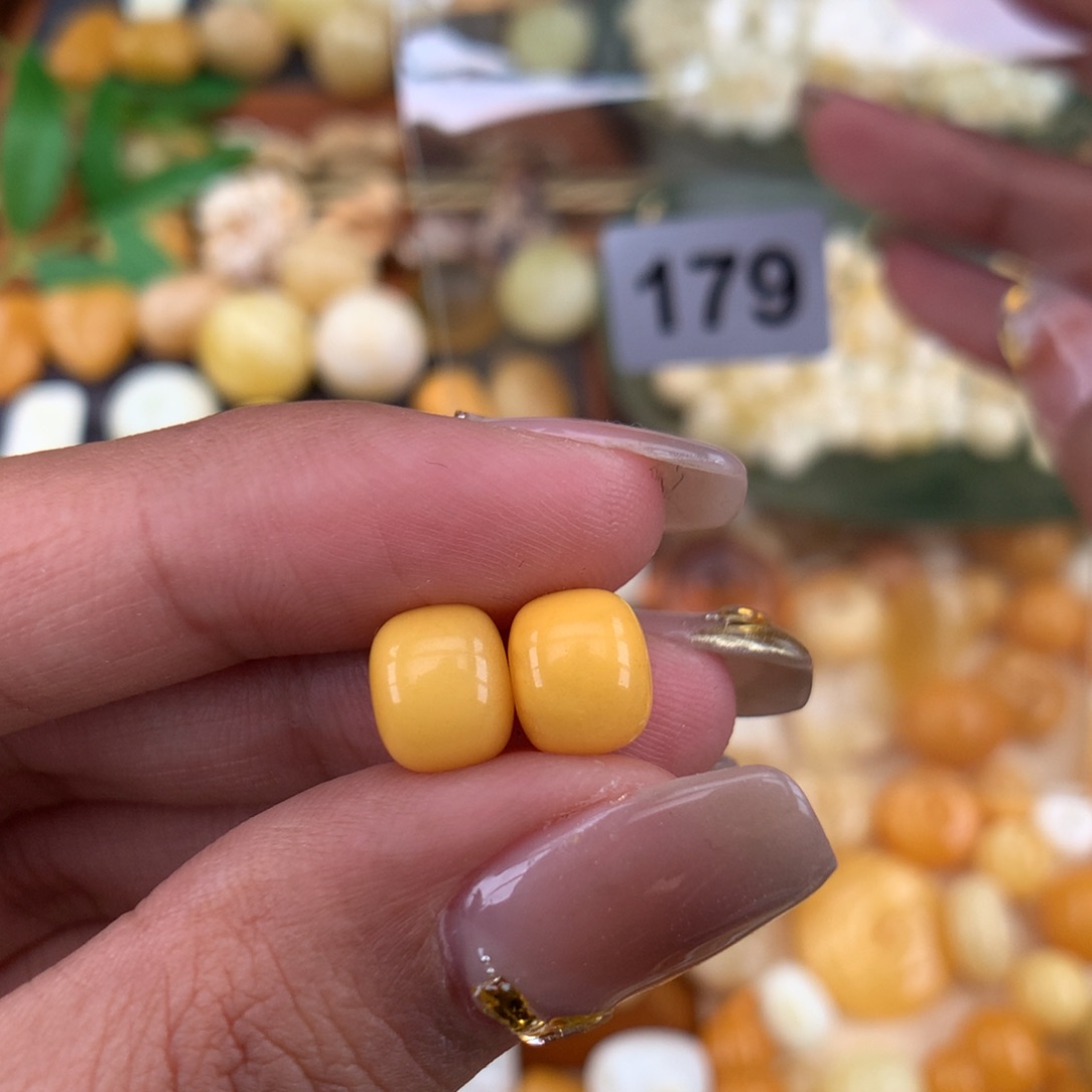 琥珀珠宝奇石未镶嵌8.6