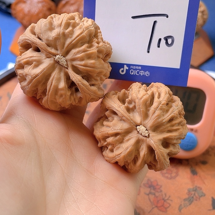 文玩核桃把件八**财文玩核桃10