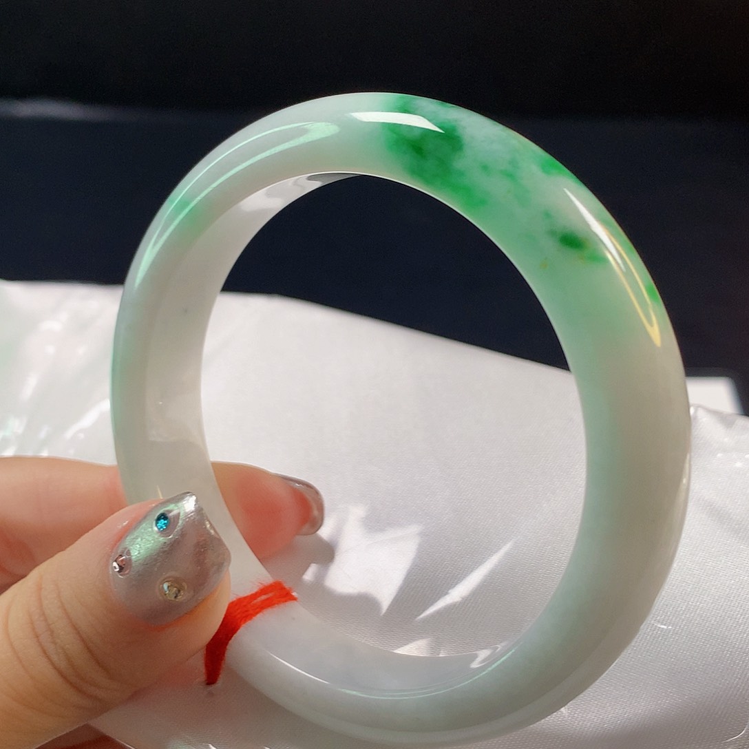 翡翠手镯未镶嵌缅甸天然1425