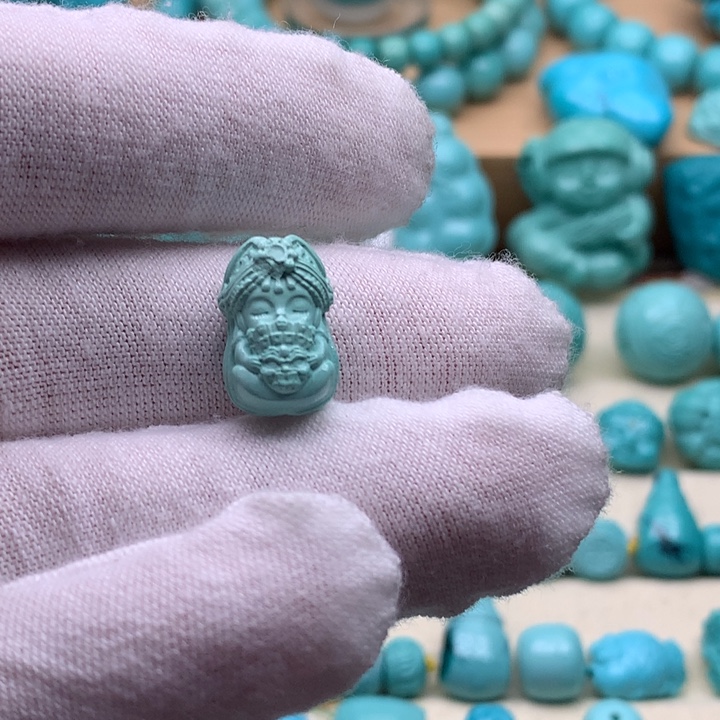 绿松石未镶嵌珠宝奇石