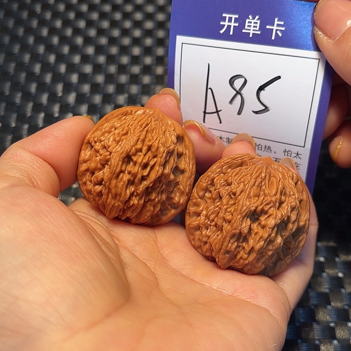 把件桃核39虎头A95