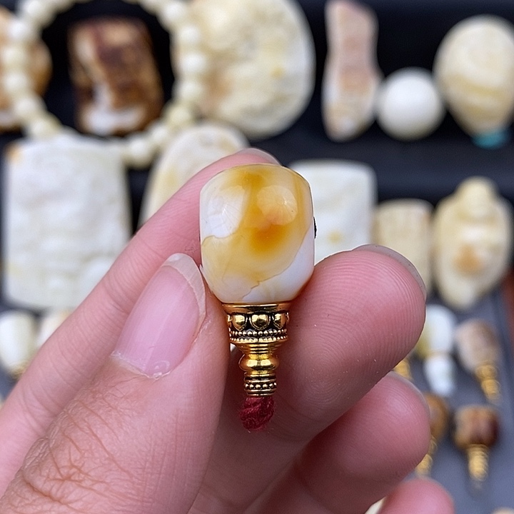 琥珀未镶嵌裸石12三通c276