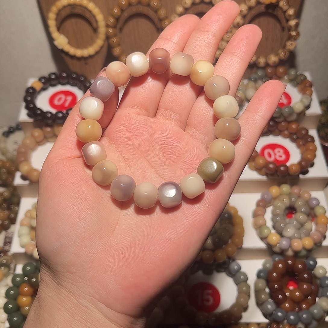 吊坠菩提根/象牙果