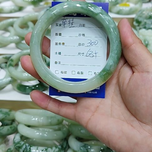 牵***2未镶嵌透闪石-蛇纹石玉手镯