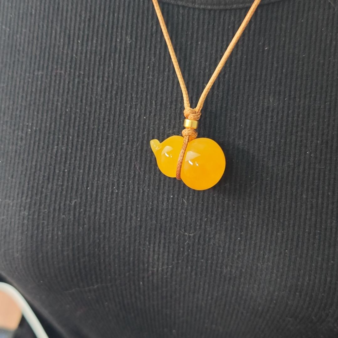 蜜蜡吊坠(赠链)未镶嵌