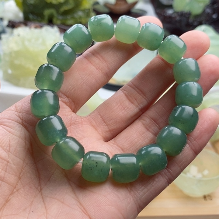 岫玉四大名玉手串未镶嵌