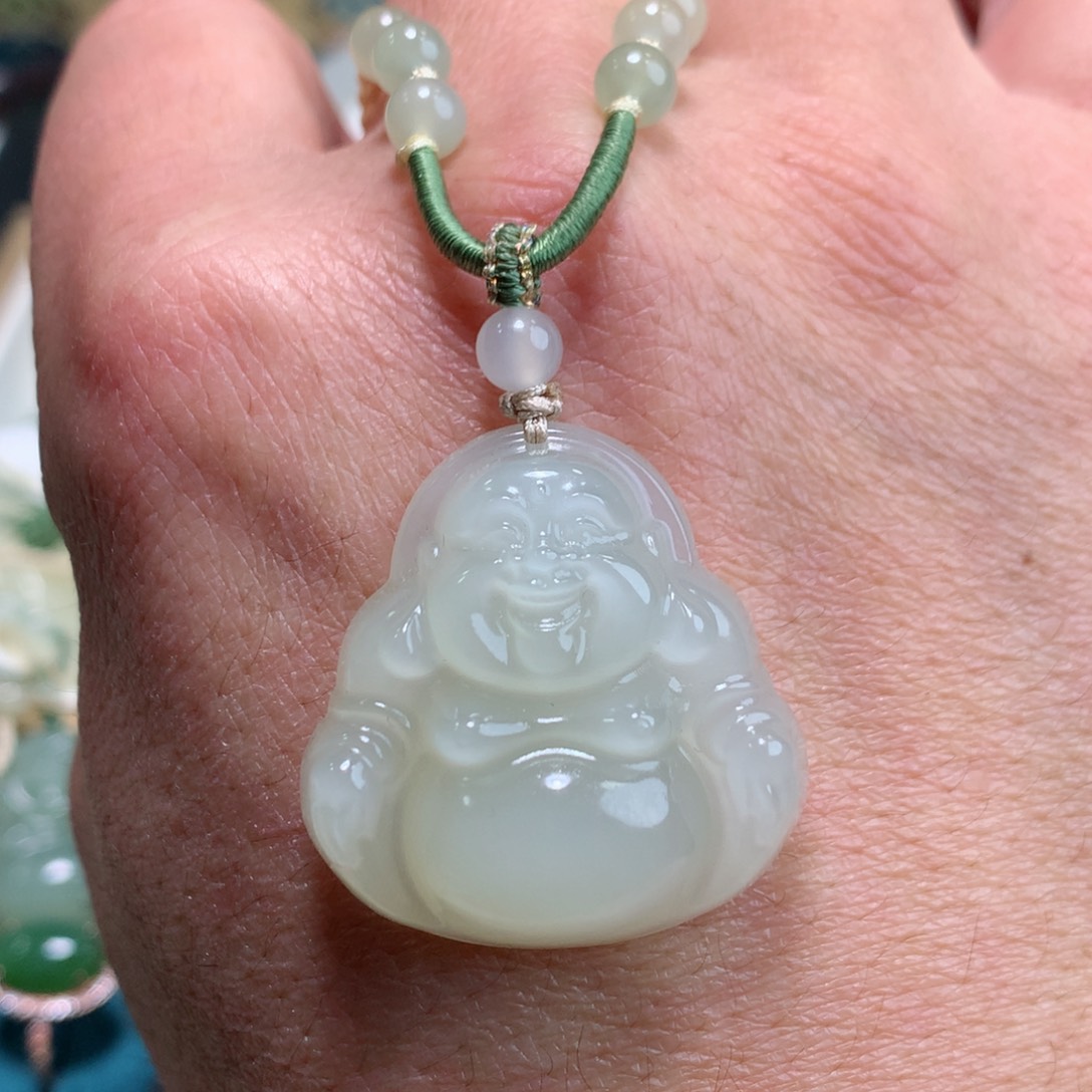 和田玉颈饰未镶嵌