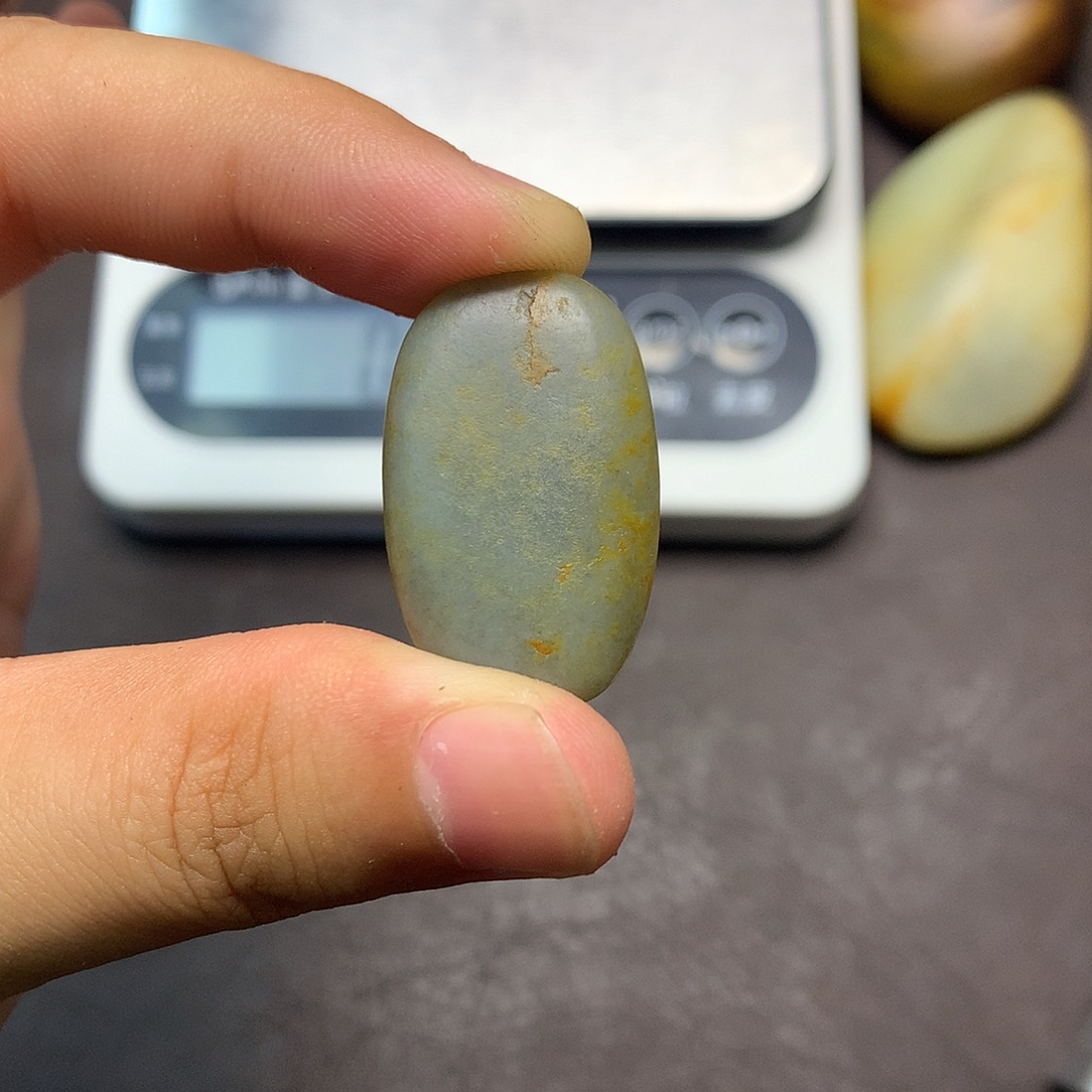 和田玉（糖玉）未镶嵌挂件