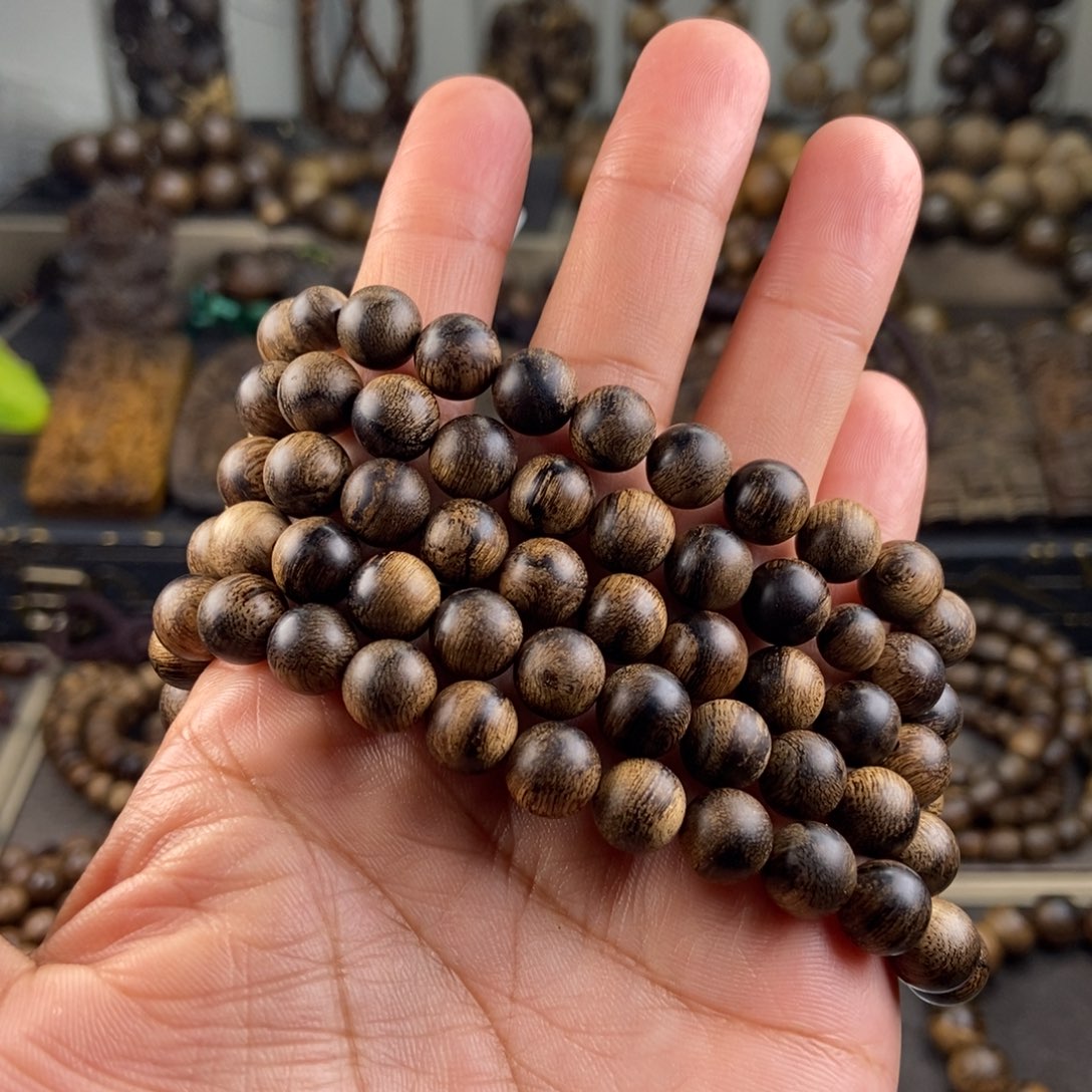 沉香手串镜*越南芽庄白虎斑留疤